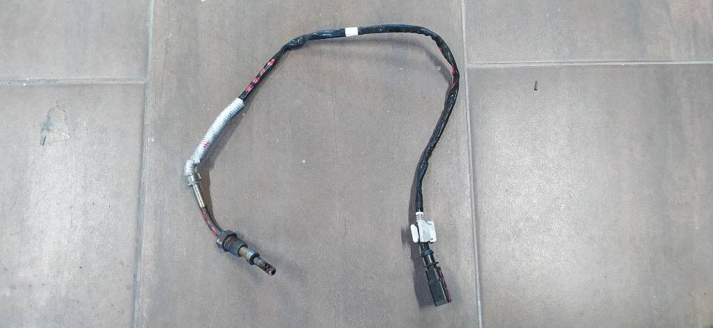 Snímač teploty výfukových plynov VW audi 04L906088