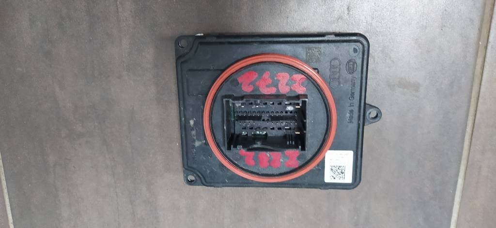 Jednotka modul LED svetla AUDI A3 8Y