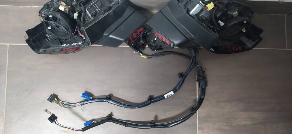 Spätné zrkadlá Audi Q7 16- 4M 15 pin