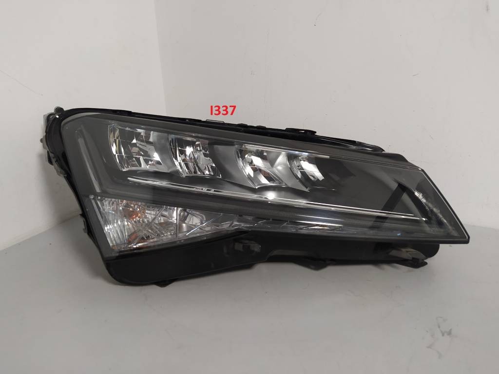Pravé predné svetlo Škoda Superb 3 LIFT FULL LED