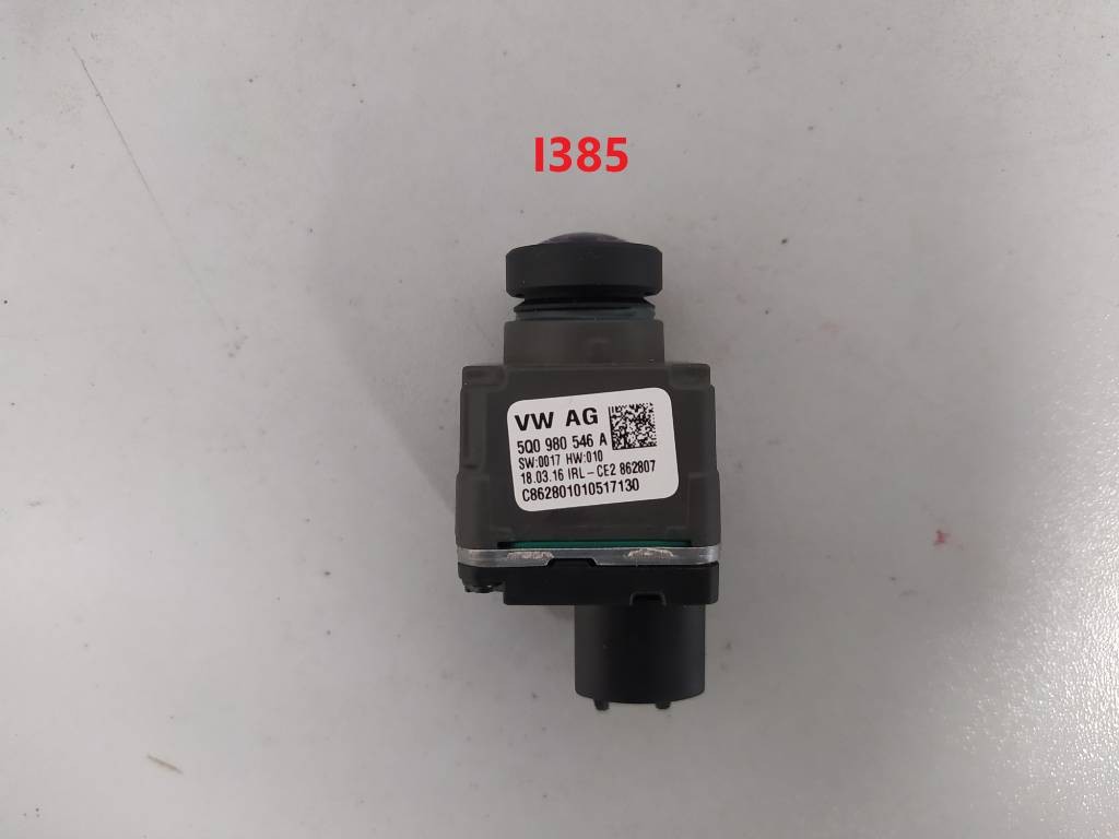 Parkovacia kamera VW PASSAT B8 Q7 GOLF 5Q