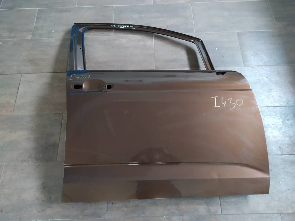 Pravé predné dvere VW Volkswagen Touran 5TA