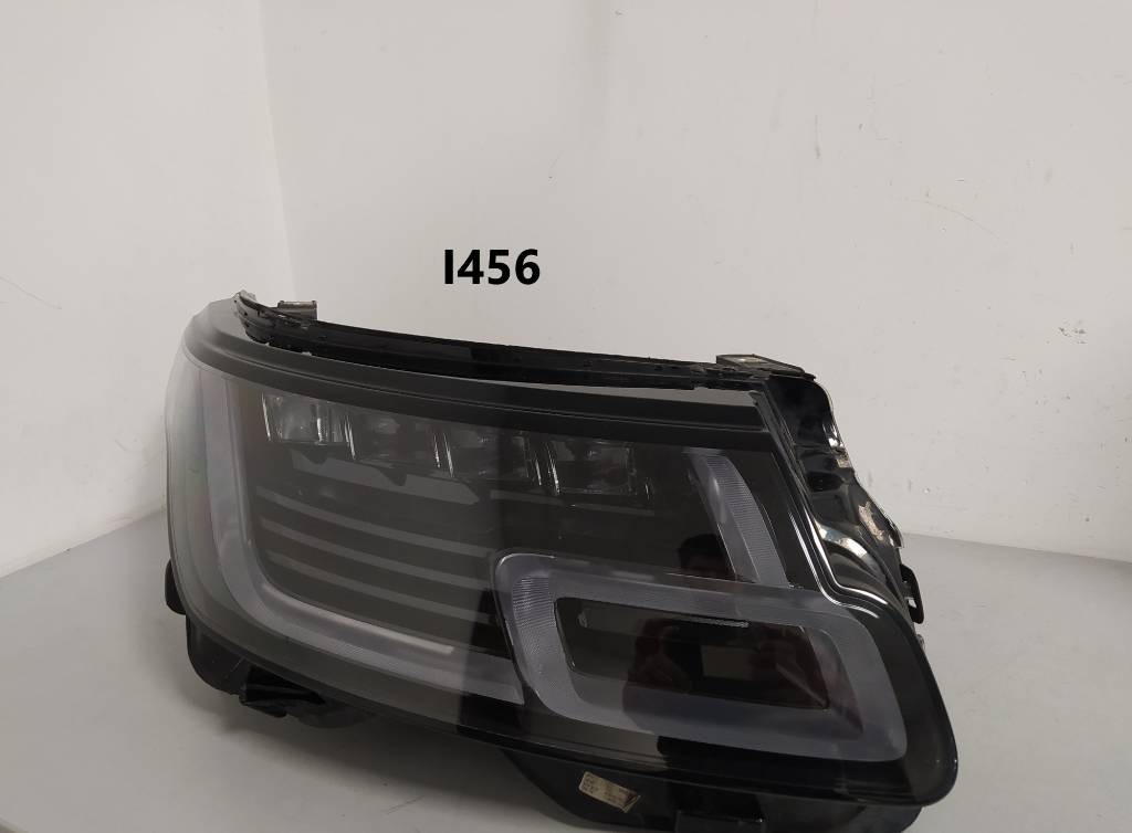 Pravé predné svetlo RANGE ROVER VOGUE LED 18-