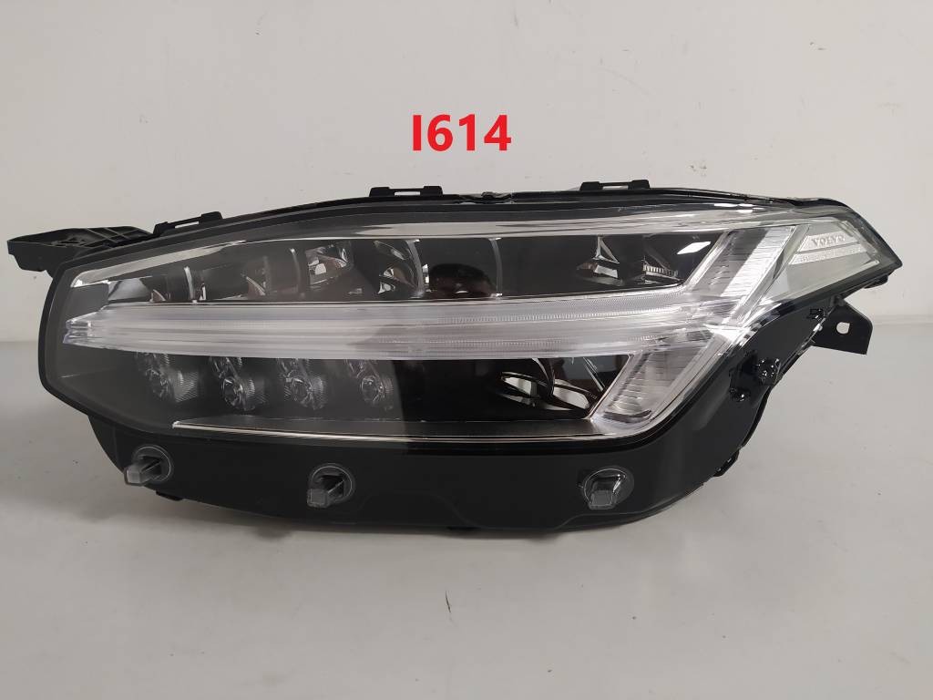 Ľavé predné svetlo Volvo XC90 FULL LED