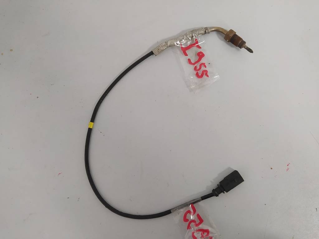 Snímač teploty výfukových plynov lambda sonda VW
