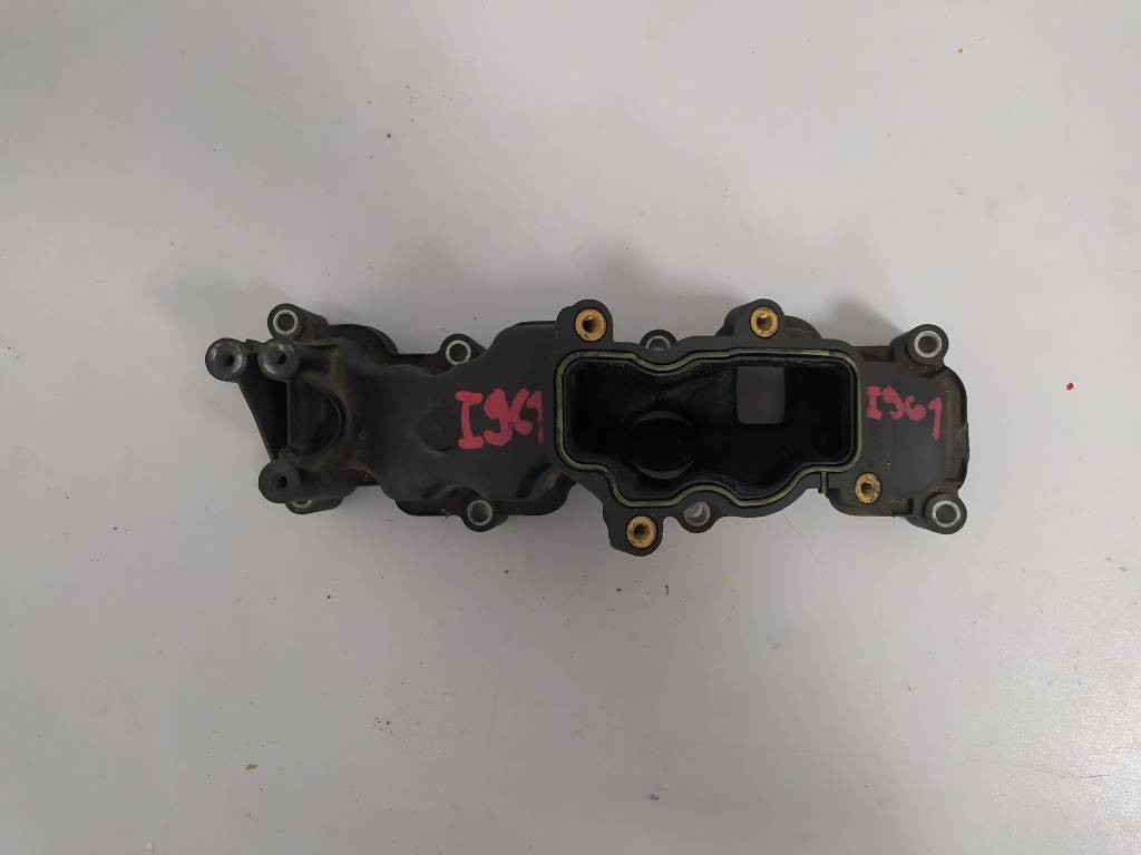 Sacie potrubie sanie Audi A4 B8 8K A5 8T 3.0 TDI