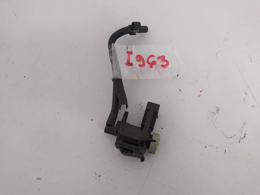 Magnetický podtlakový ventil solenoid EGR VW AUDI