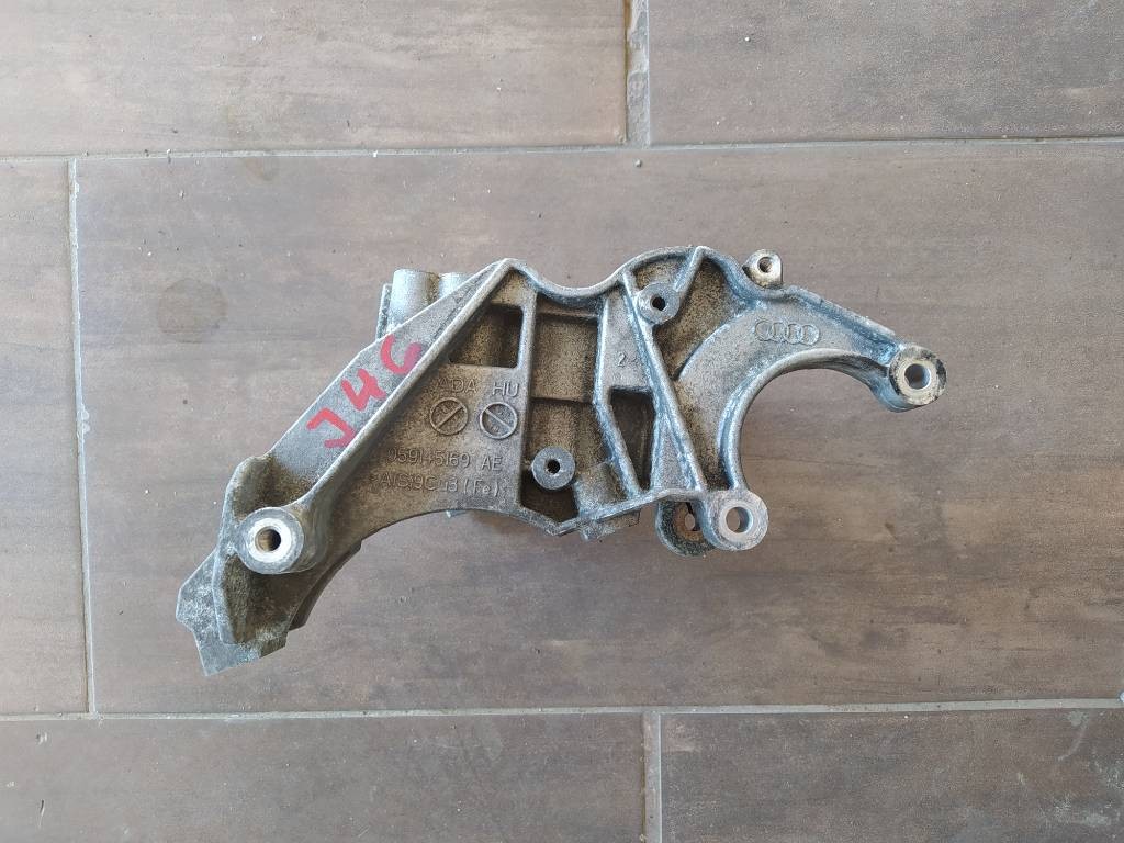 Držiak servo čerpadla riadenia Audi A4 B8 A5 Q5