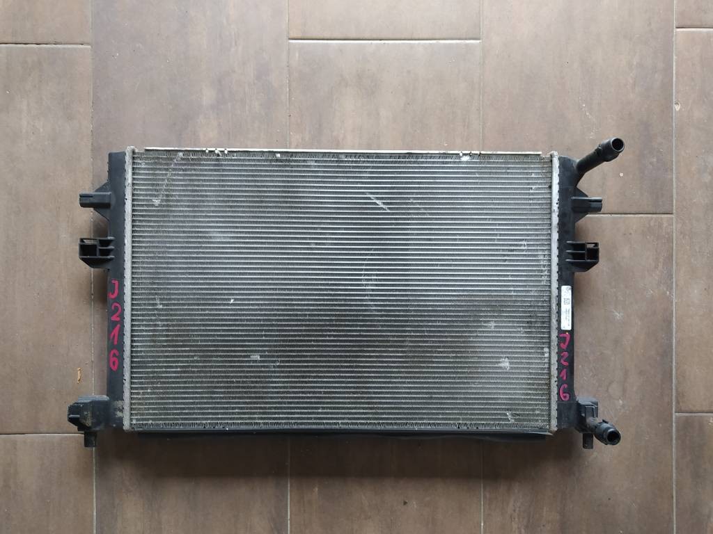 Chladič vody VW AUDI SEAT ŠKODA
