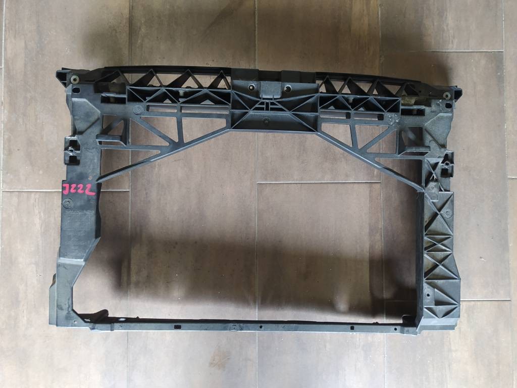 Držiak stena čelo sahara Seat Leon III 3 5F