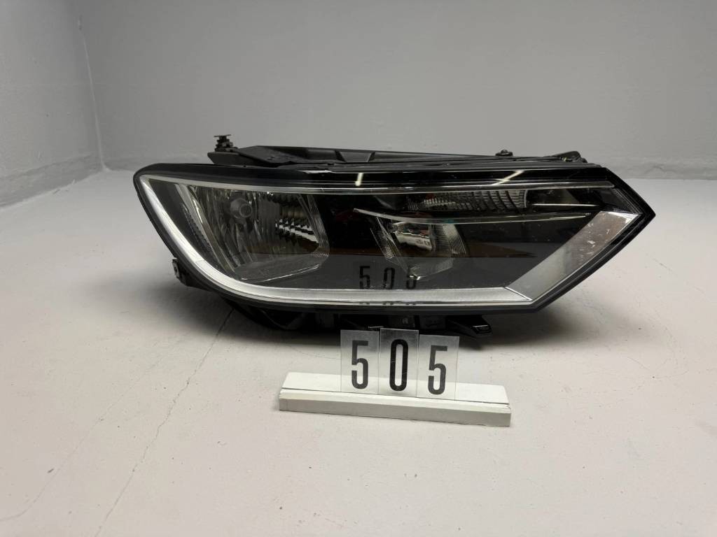 Pravé predné svetlo VW Volkswagen Passat B8 3G