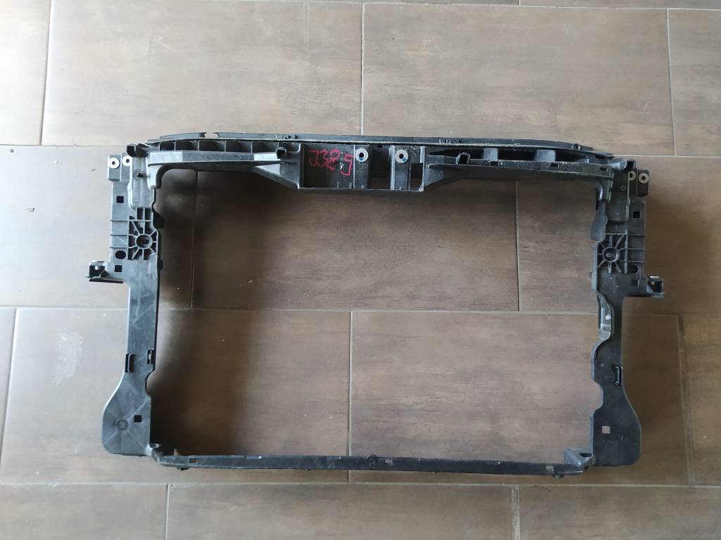 Držiak stena čelo sahara VW TIGUAN 5N LIFT