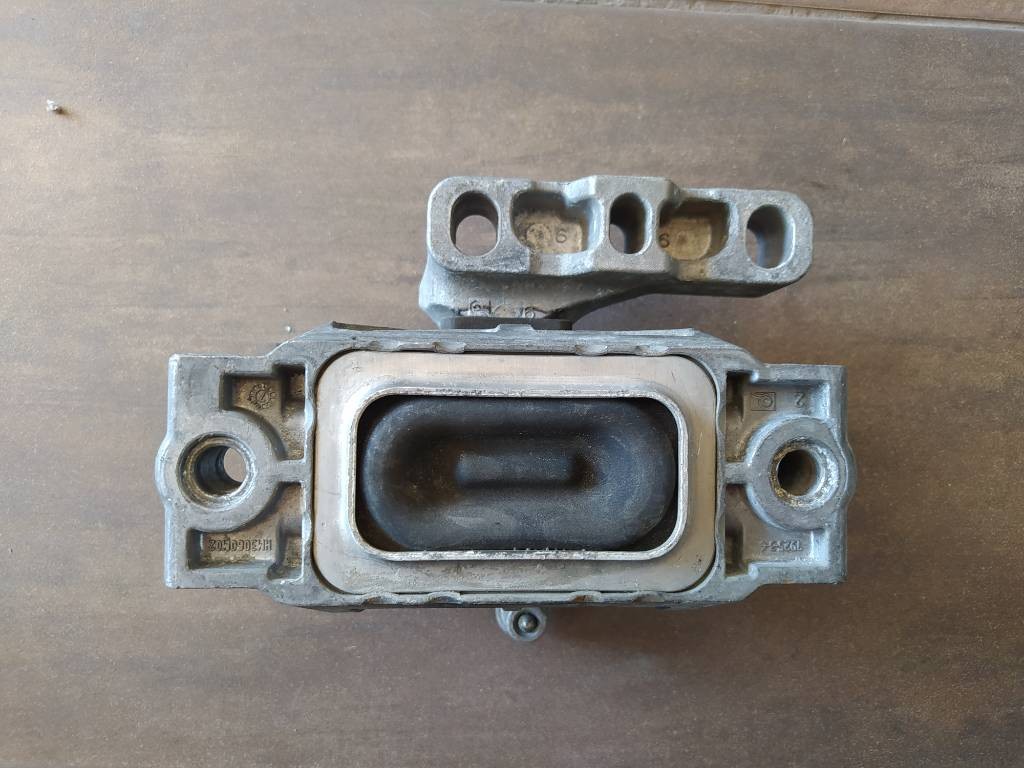 Držiak uloženie silentblok VW AUDI SEAT ŠKODA 1.9