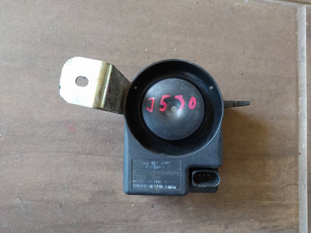 Siréna alarmu alarm Audi A6 C6 4F