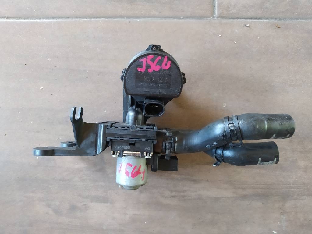 Pumpa čerpadlo vody vodné čerpadlo Audi A6 C6 4F