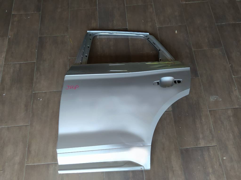 Ľavé zadné dvere Audi Q5 II (80A)