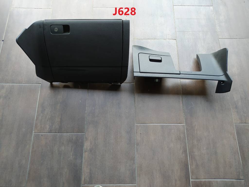 Šuflík odkladací priestor kaslík VW GOLF VII 7 5G