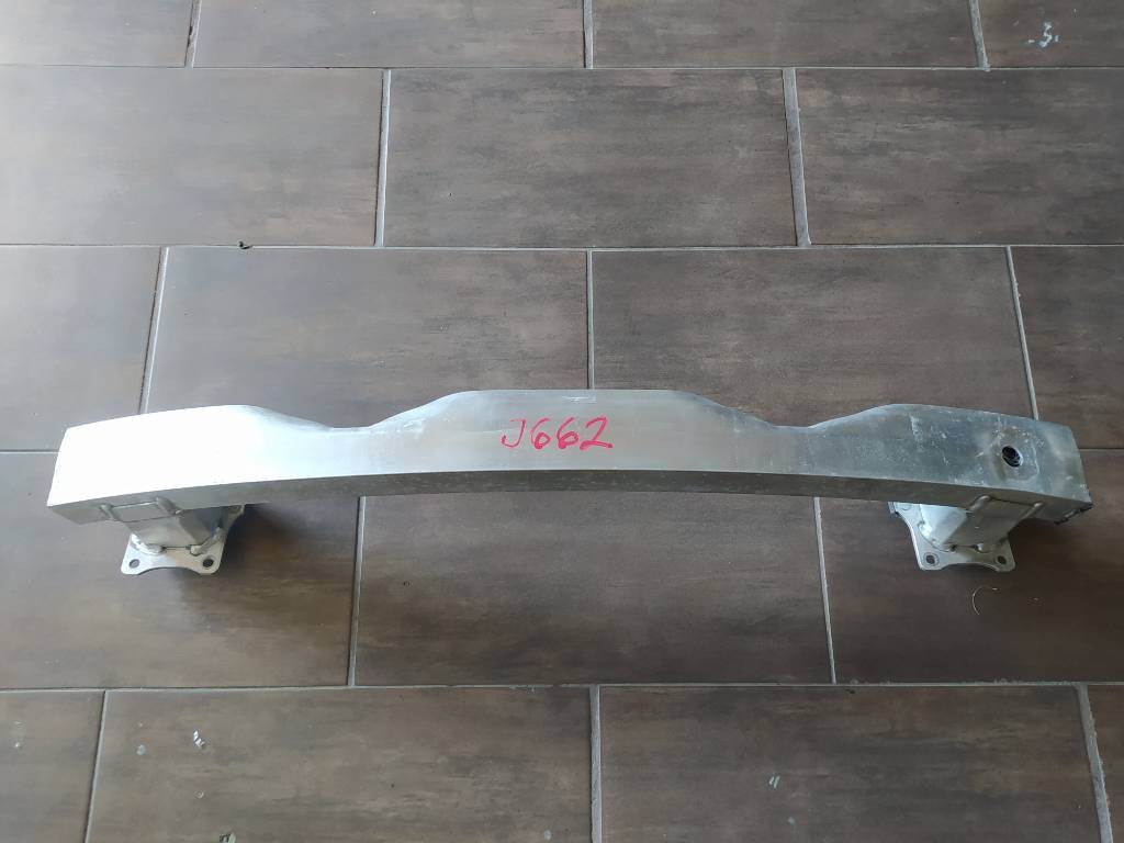 Výstuha zadného nárazníka Audi A6 C7 4G COMBI