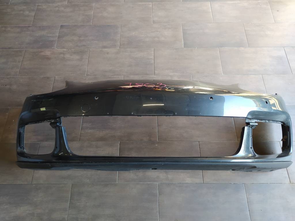 Predný nárazník PORSCHE PANAMERA 971