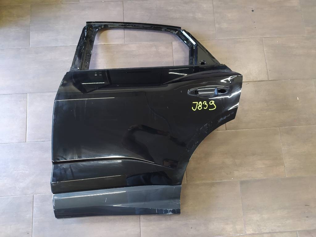 Ľavé zadné dvere Audi Q3 8R SPORTBACK