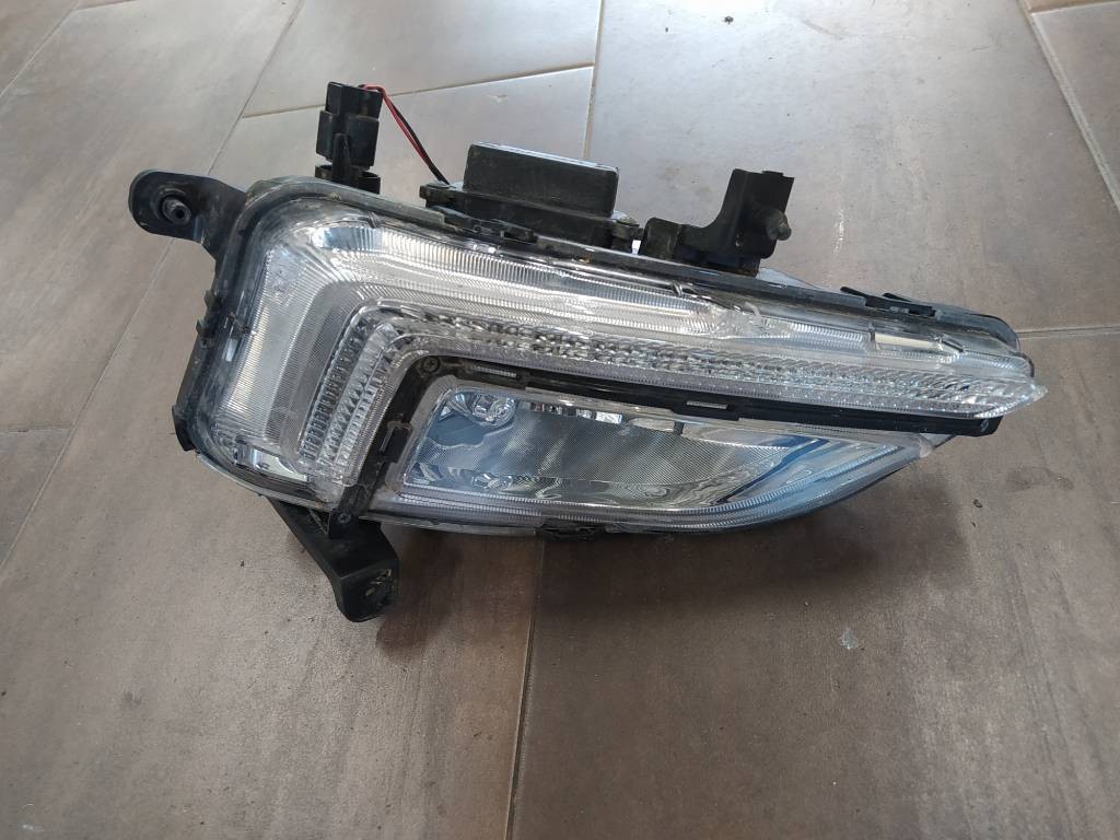 Ľavé predné hmlové svetlo HYUNDAI TUCSON III 15-19
