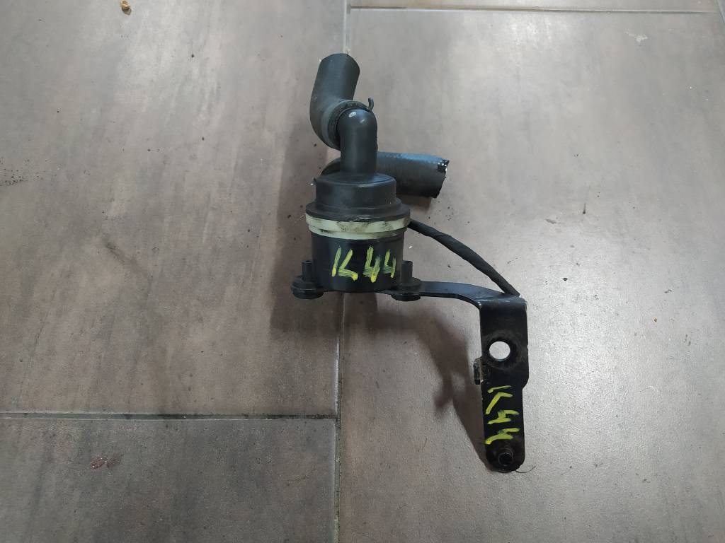 Pumpa vody VW GOLF VI 6 TOURAN AUDI A3 SEAT