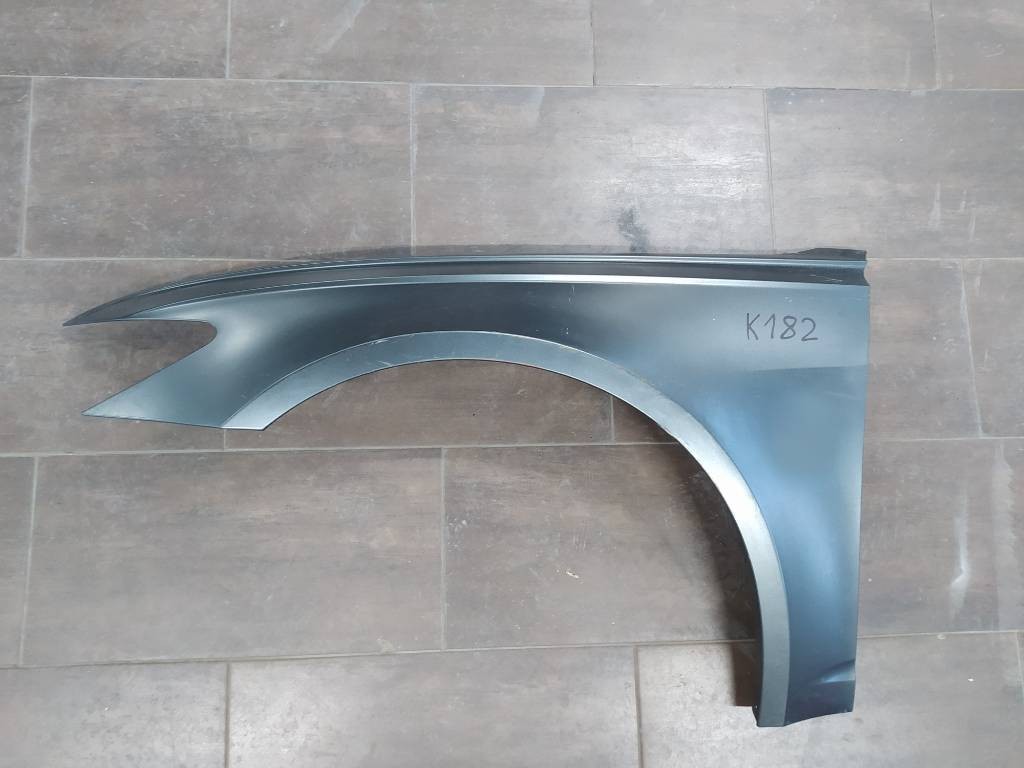 Ľavý predný blatník Audi  rs6  C8 4K