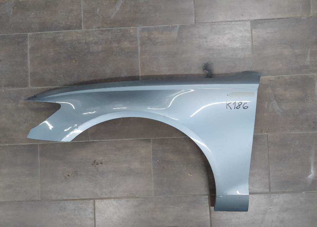 Ľavý predný blatník Audi A6 C7 4G