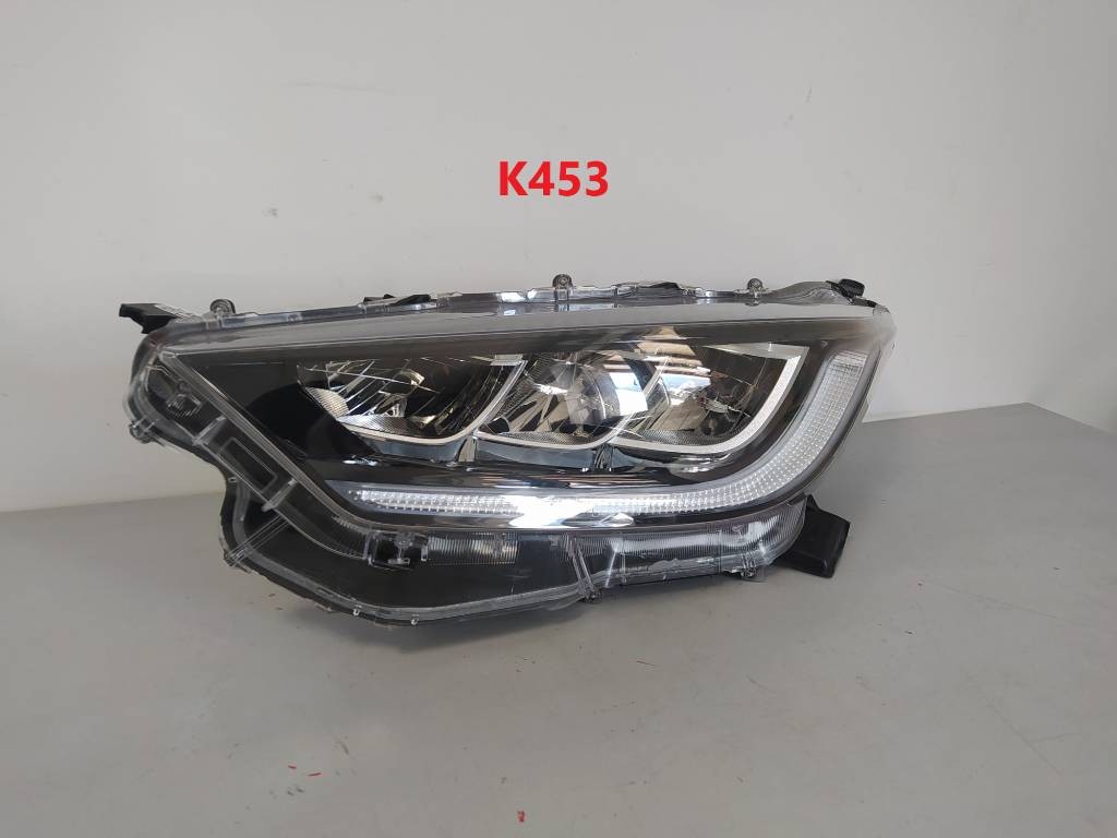 Ľavé predné svetlo Toyota Yaris IV 4 FULL LED P21