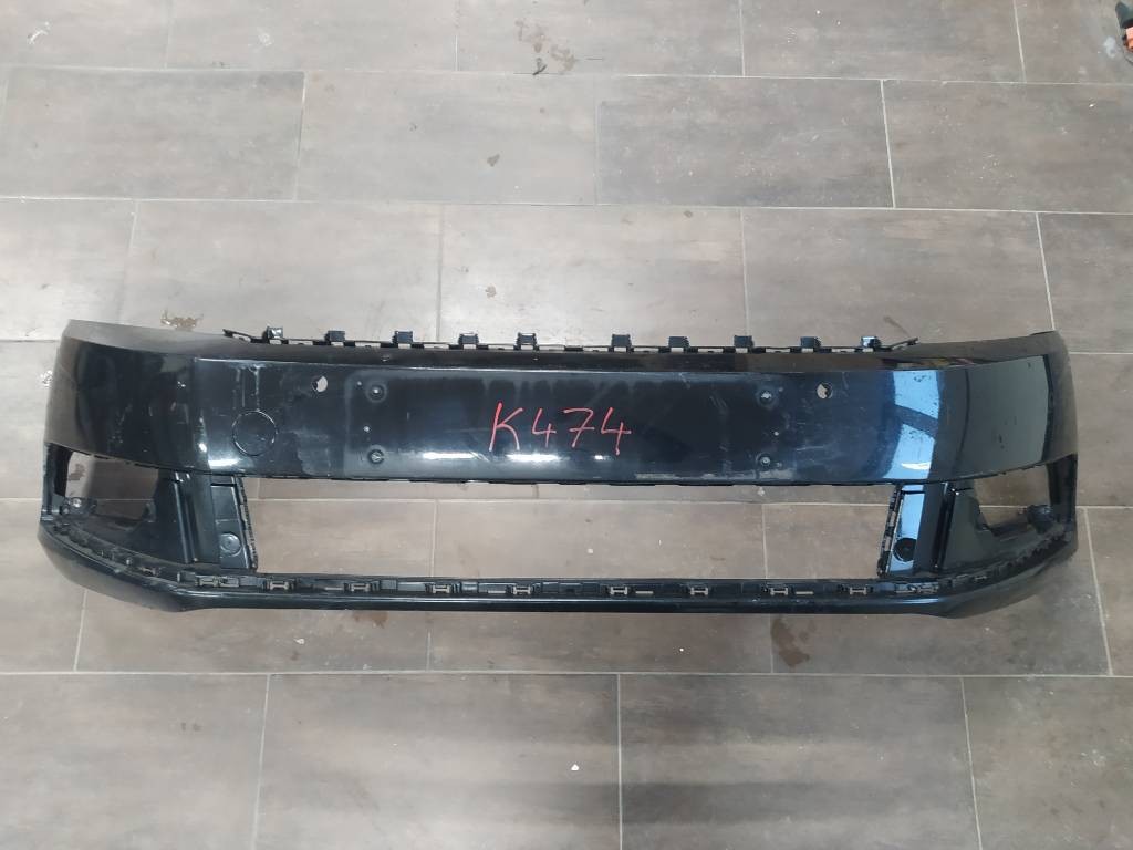 Predný nárazník VW Volkswagen Passat B7 3AA 4 PDC
