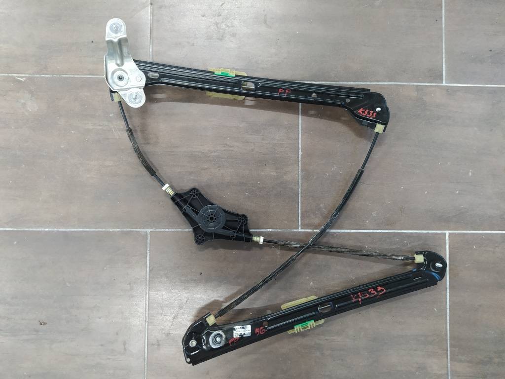 Mechanizmus sťahovania okien VW Golf VII 7 5G