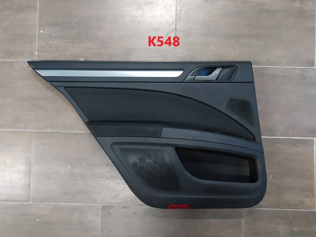 Ľavý zadný tapacír dverí Škoda Superb II 2 3T