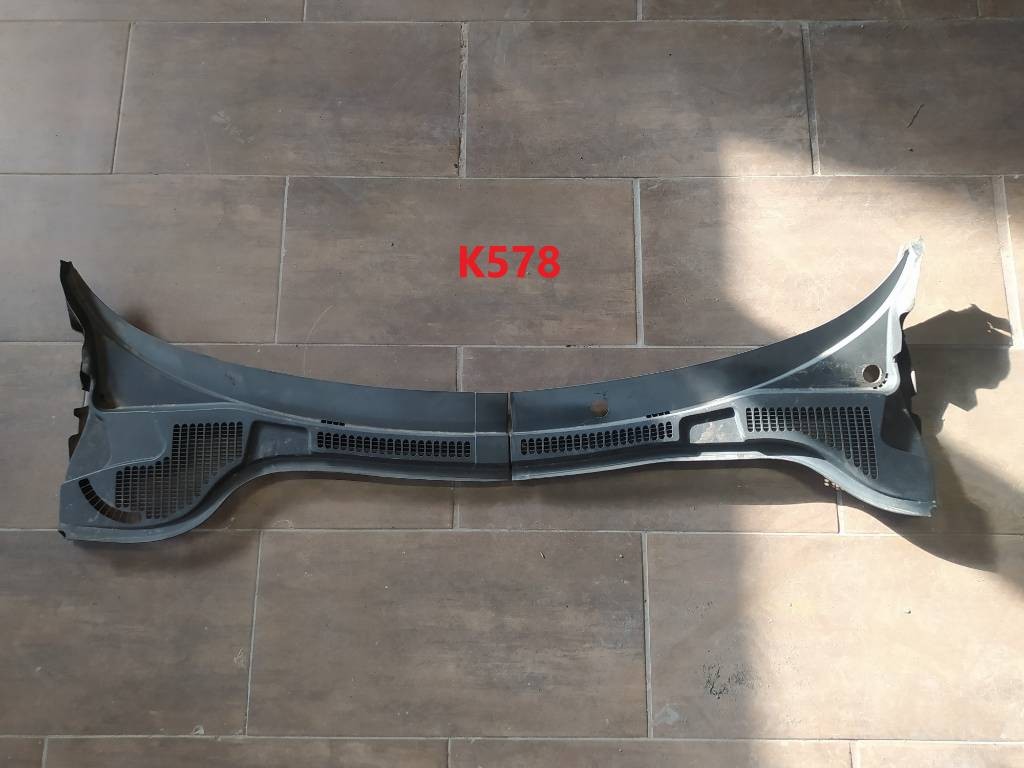 Kryt pod čelné sklo torpédo Škoda Superb II 2 3T