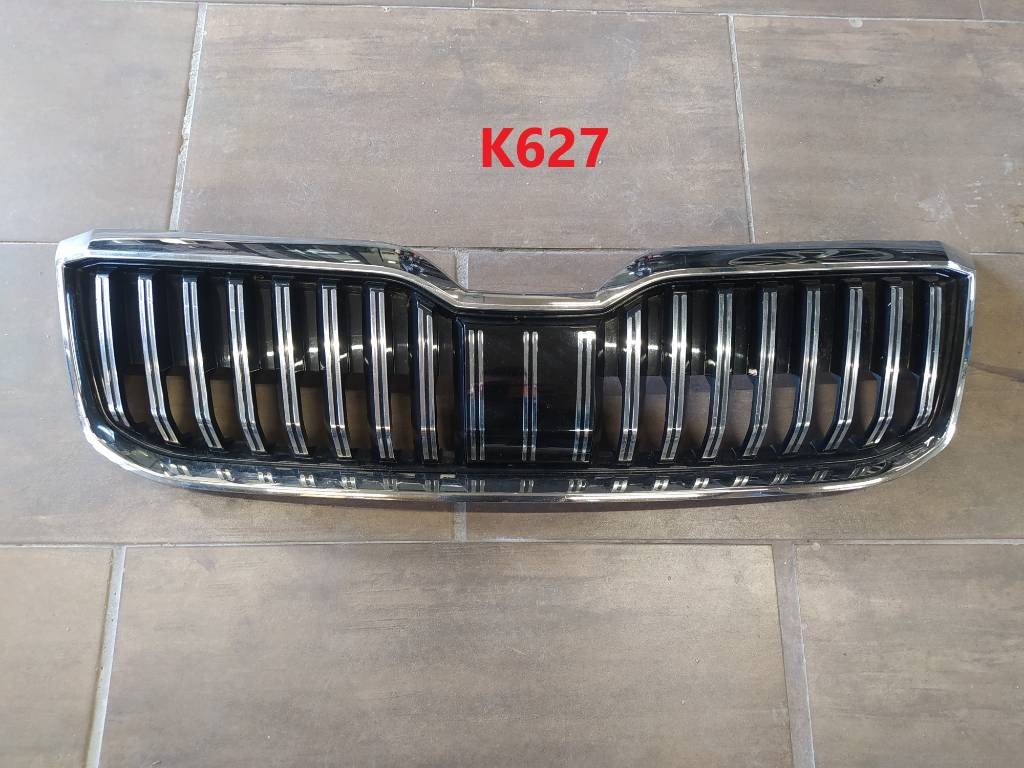Maska mriežka nárazníka Škoda Superb III 3 3V