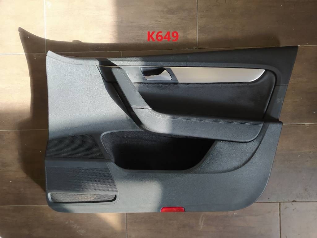 Pravý predný tapacír dverí VW Passat B7 3AA 3A