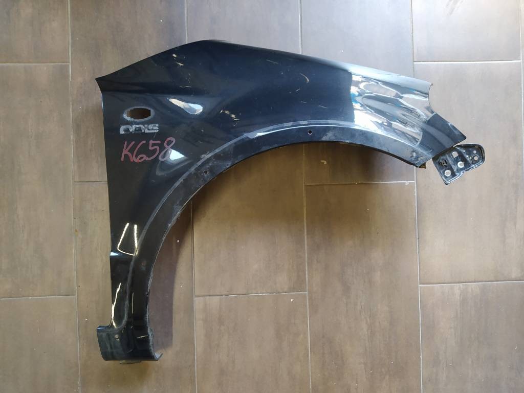 Pravý predný blatník SUZUKI SX4