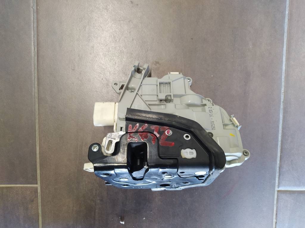 Pravý zadný zámok dverí Audi A6 C7 4G COMBI