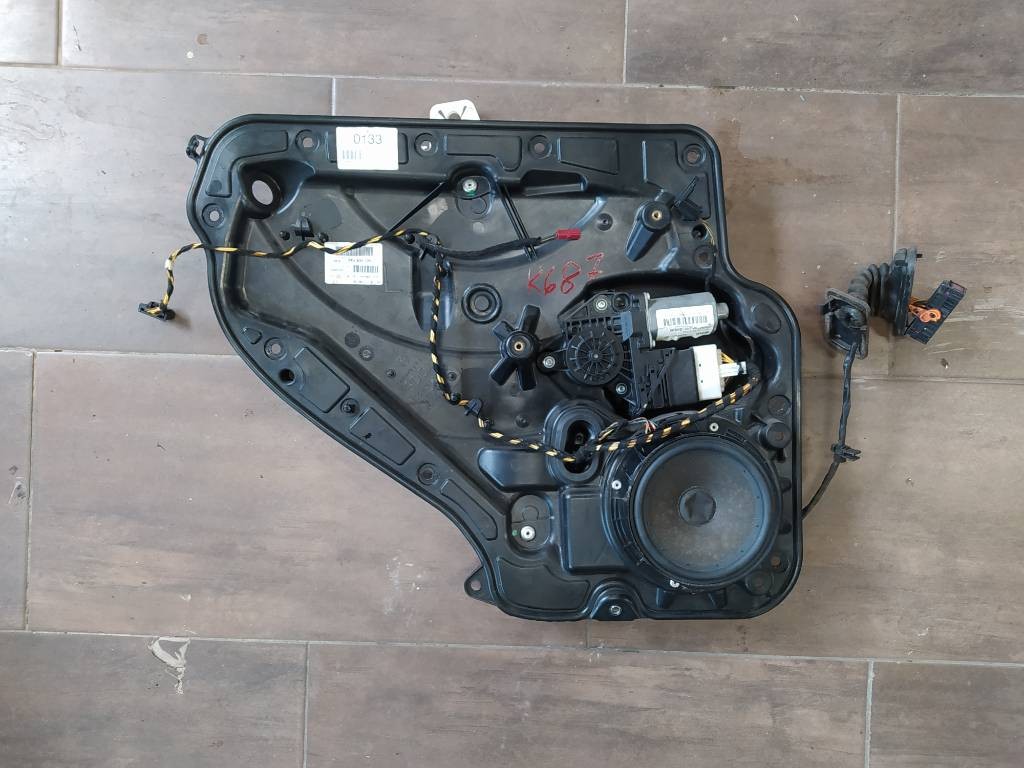 Ľavé zadné sťahovanie okien VW Golf VI 6 5K HB