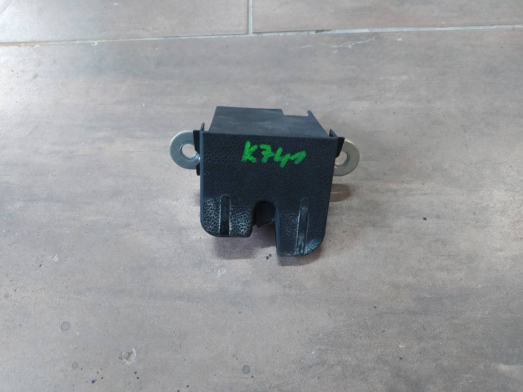 Zámok kufra VW PASSAT B7 3A AUDI ŠKODA 1K