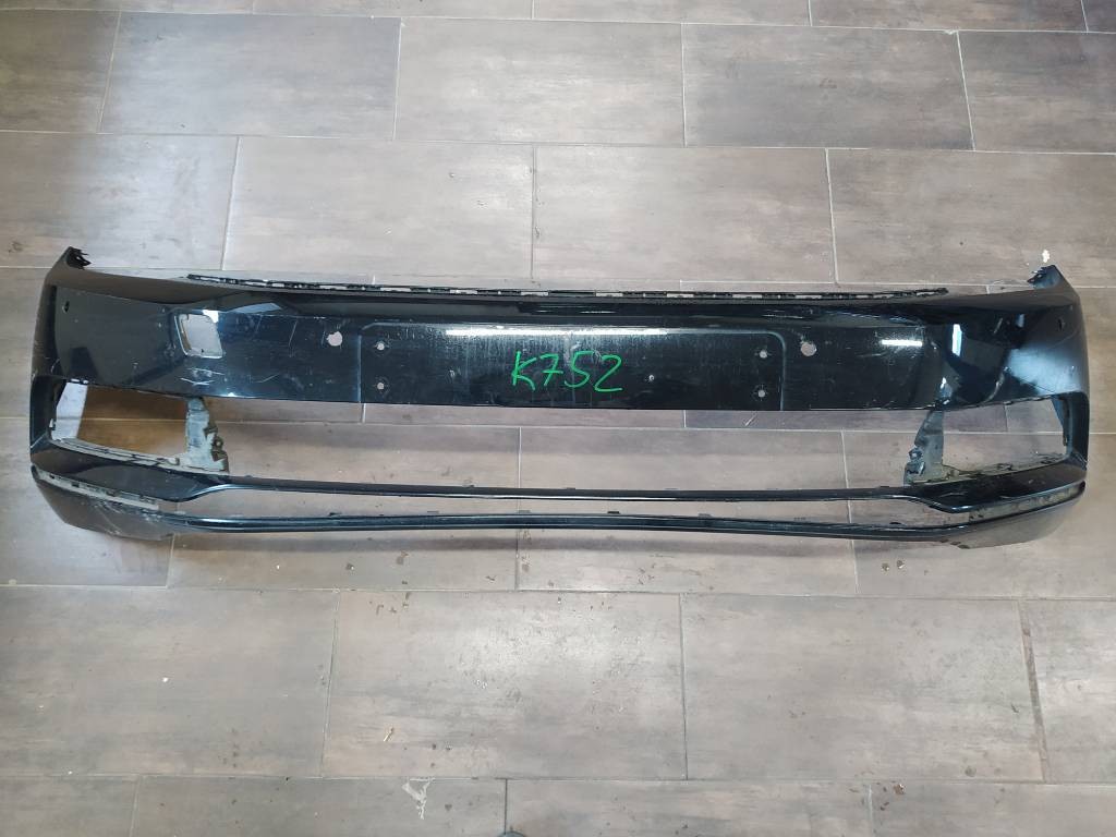 Predný nárazník VW Volkswagen Passat B8 3G 4 PDC