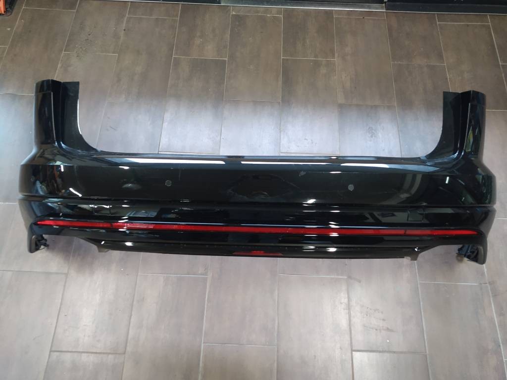 Zadný nárazník VW Volkswagen Touareg 3 760 6 PDC