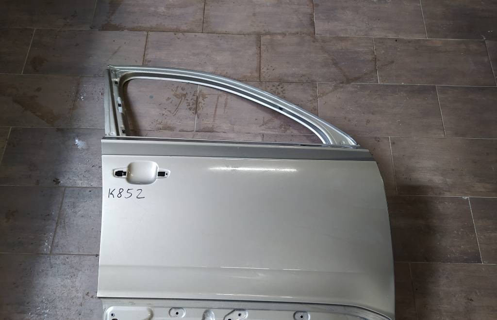 Pravé predné dvere Audi Q7 4M