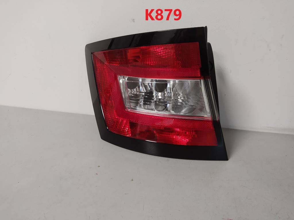Ľavé zadné svetlo Škoda Fabia III 3 6V COMBI