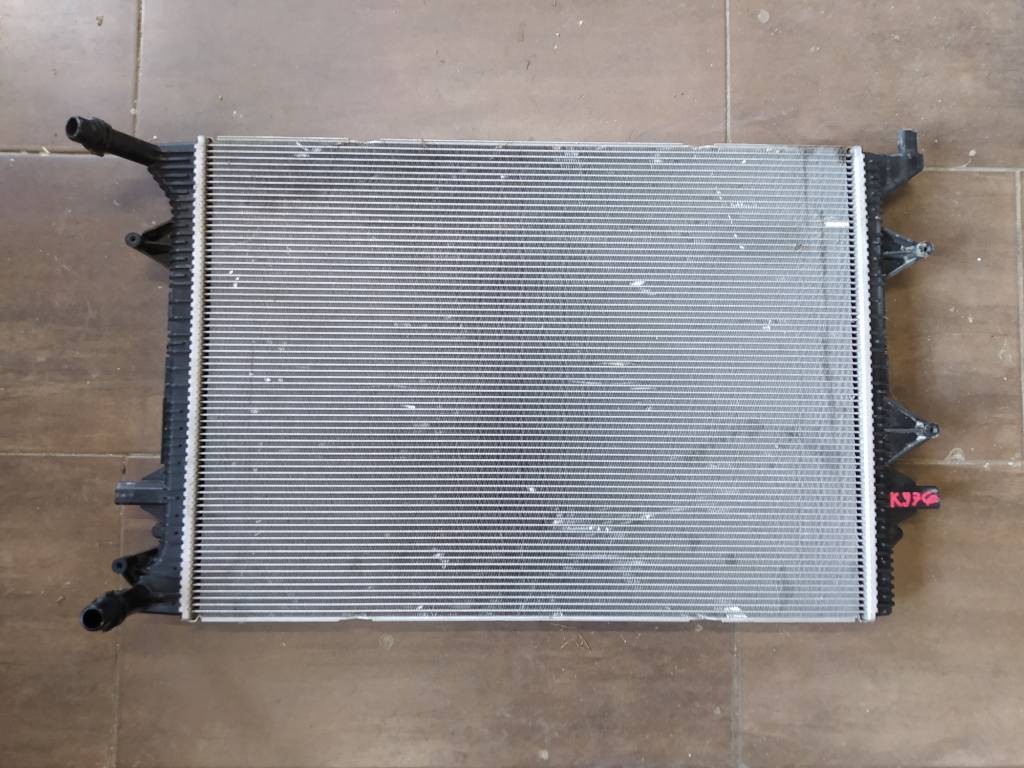 Chladič vody VW TIGUAN 2.0 TDI 1.4 TSI 15- 5N