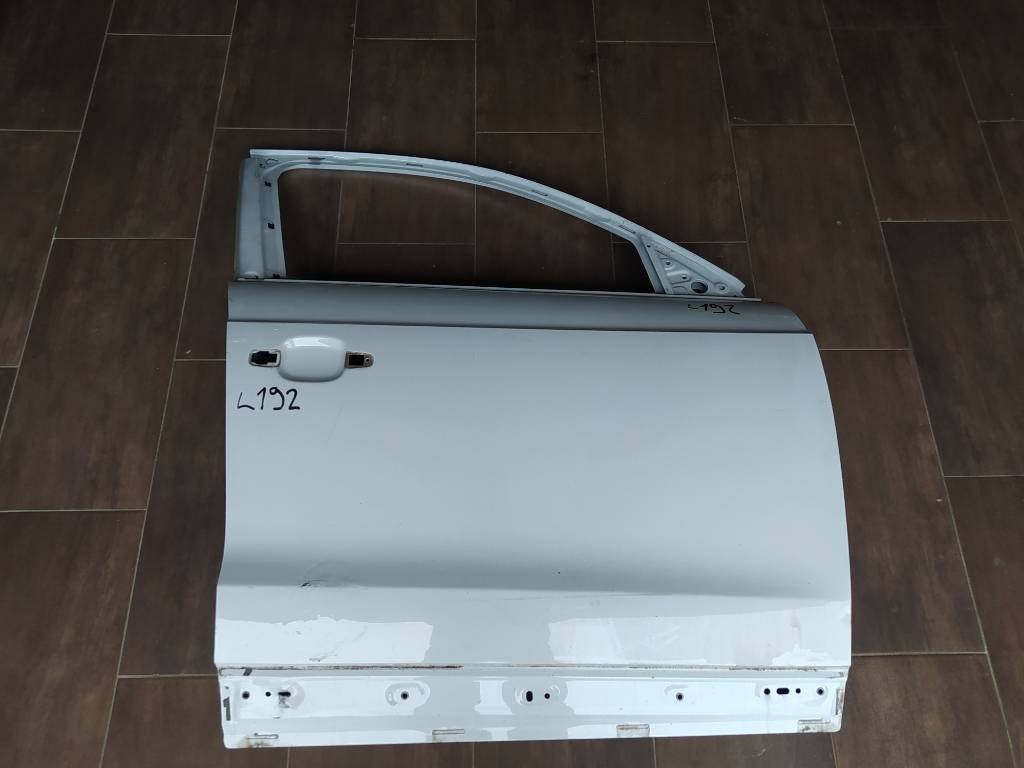 Pravé predné dvere Audi Q3 8U