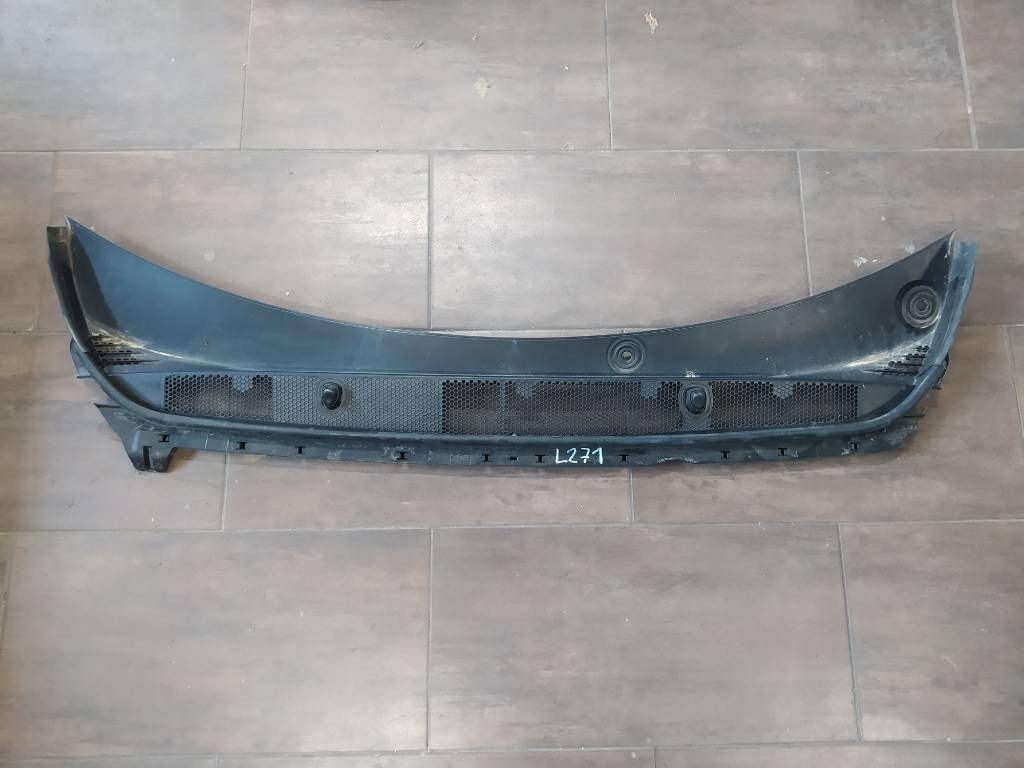 Kryt pod čelné sklo torpédo Peugeot 308 II 2 T9