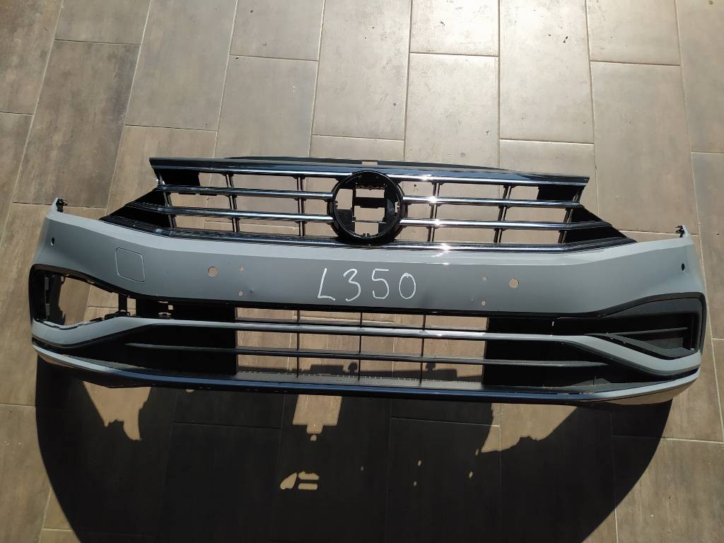 Predný nárazník VW Volkswagen Passat B8 FL PDC 3G