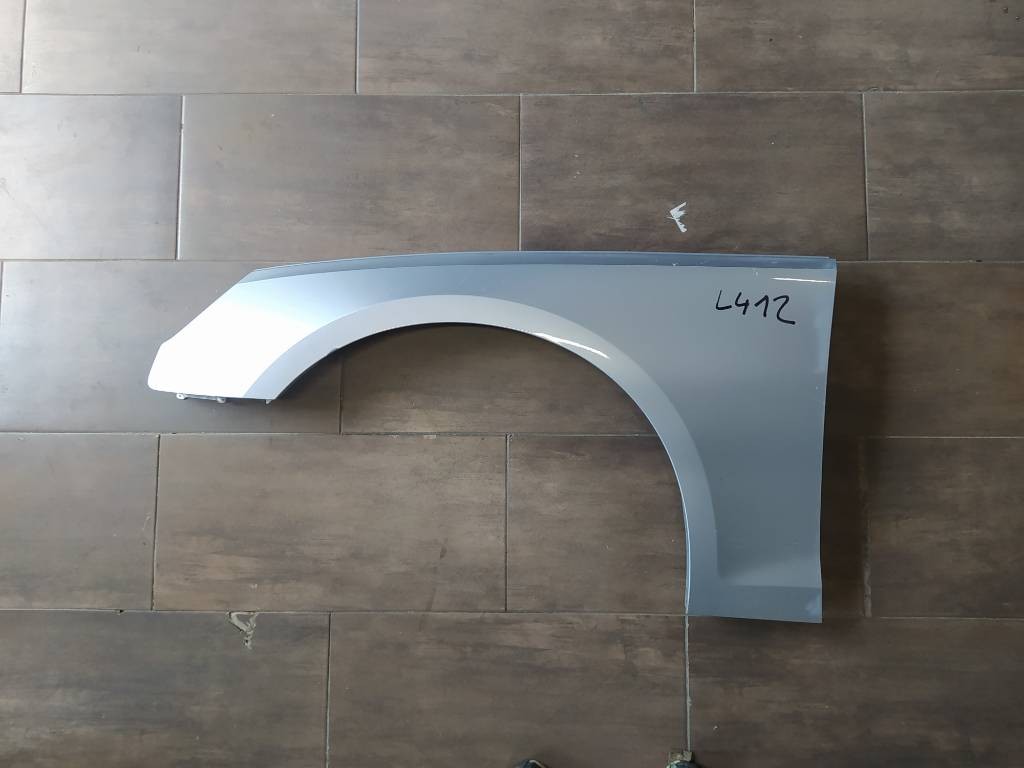 Ľavý predný blatník Audi A4 B9 8W lift 8w0