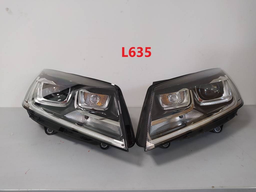 Predné svetlá VW Volkswagen Touareg II 2 XENON 7P
