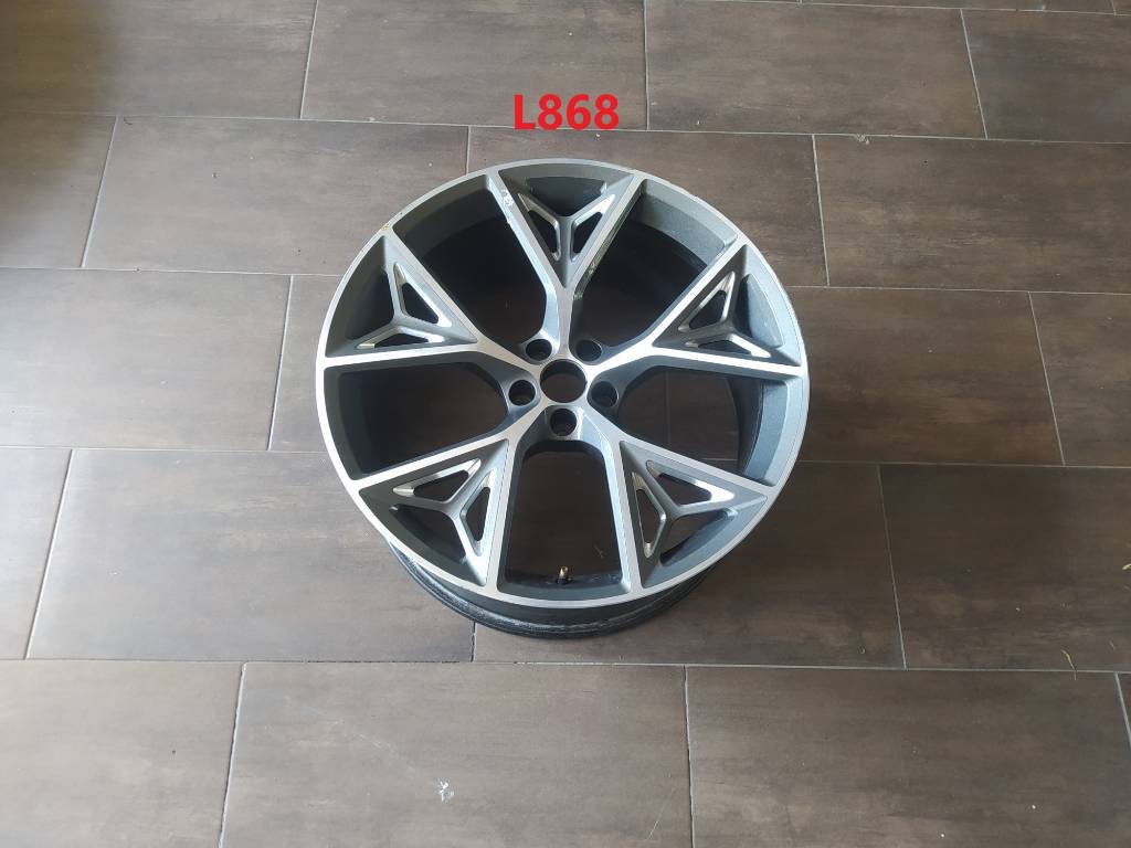 Disk koleso elektrón Audi Q8 SQ8 4M8 R22